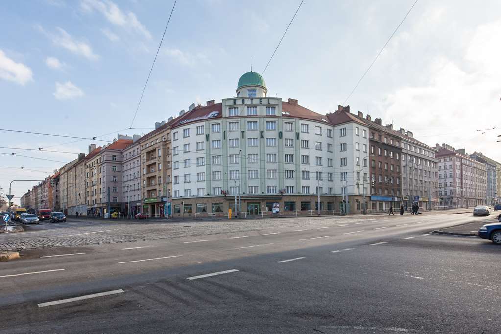 Hotel Vitkov Praga Exterior foto